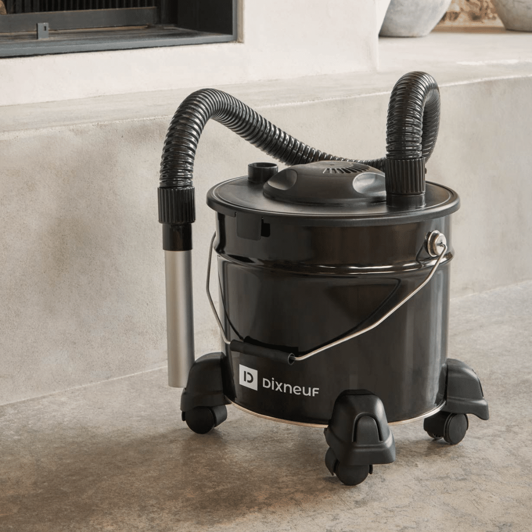 Aspirateur à cendres Cendr Express 800 Noir de Dixneuf – capacité 15 L, conçu pour nettoyer efficacement cendres et résidus de combustion des appareils de chauffage
