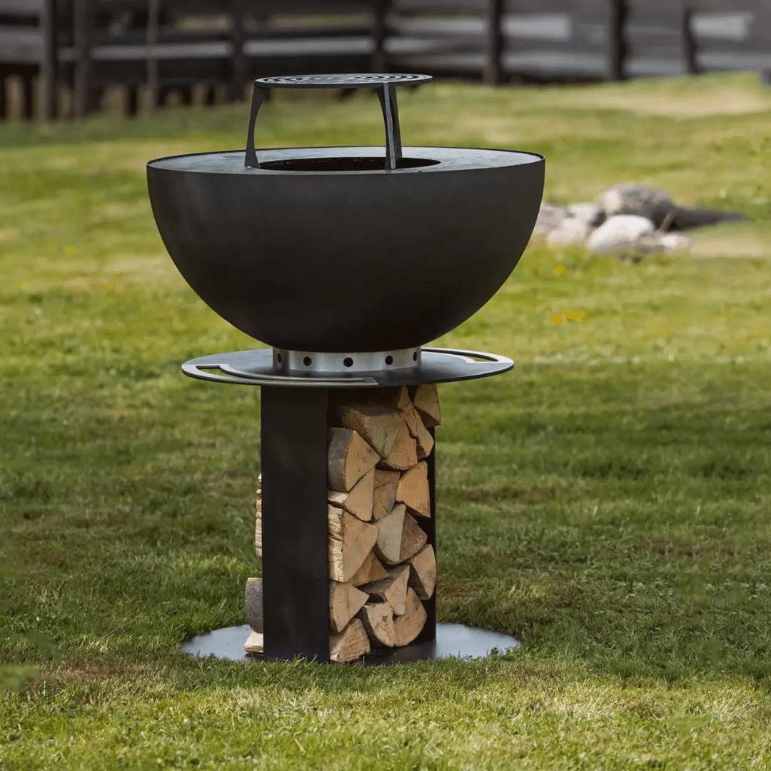 Barbecue Grill 1000 STILO Black de Masuria Living – design moderne en acier noir offrant une cuisson homogène pour des grillades conviviales en extérieur.